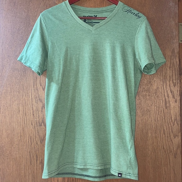 Hurley Other - 🔥 Green Hurley V-neck Tshirt 🌟